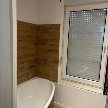 House With 3 Bedrooms In Mons, 120 M², Garden Σπίτι διακοπών Μον